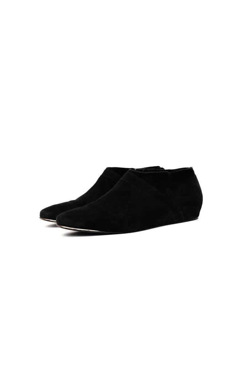0566_CHLOÉ 39 BLACK SUEDE LEATHER SLIP-ON BOOTS