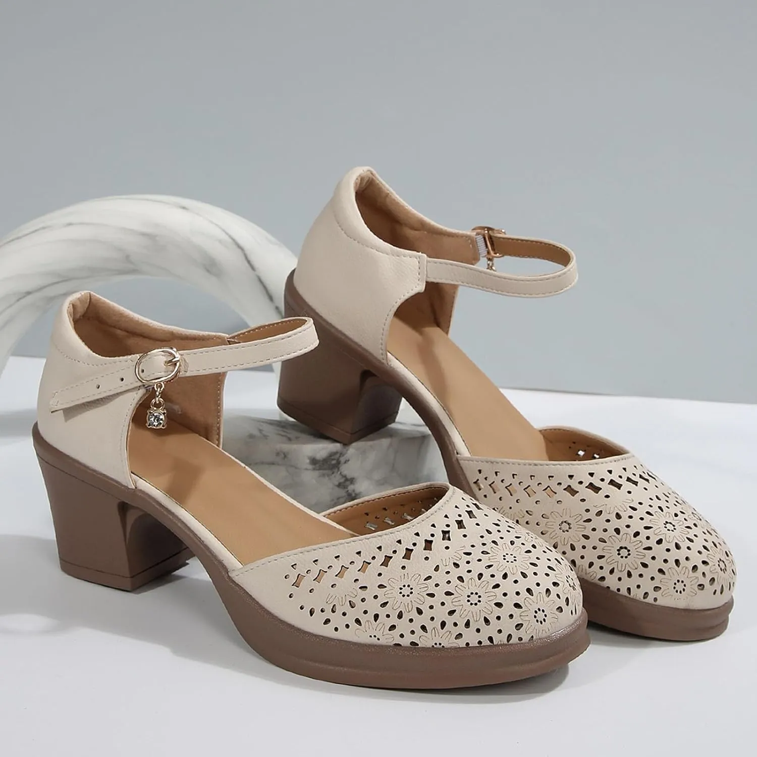 Women's Sandals Casual Wear Closed Toe Hollow Design Wedge Heel Ideal Spring And Summer Womens Metallic Dress Sandals